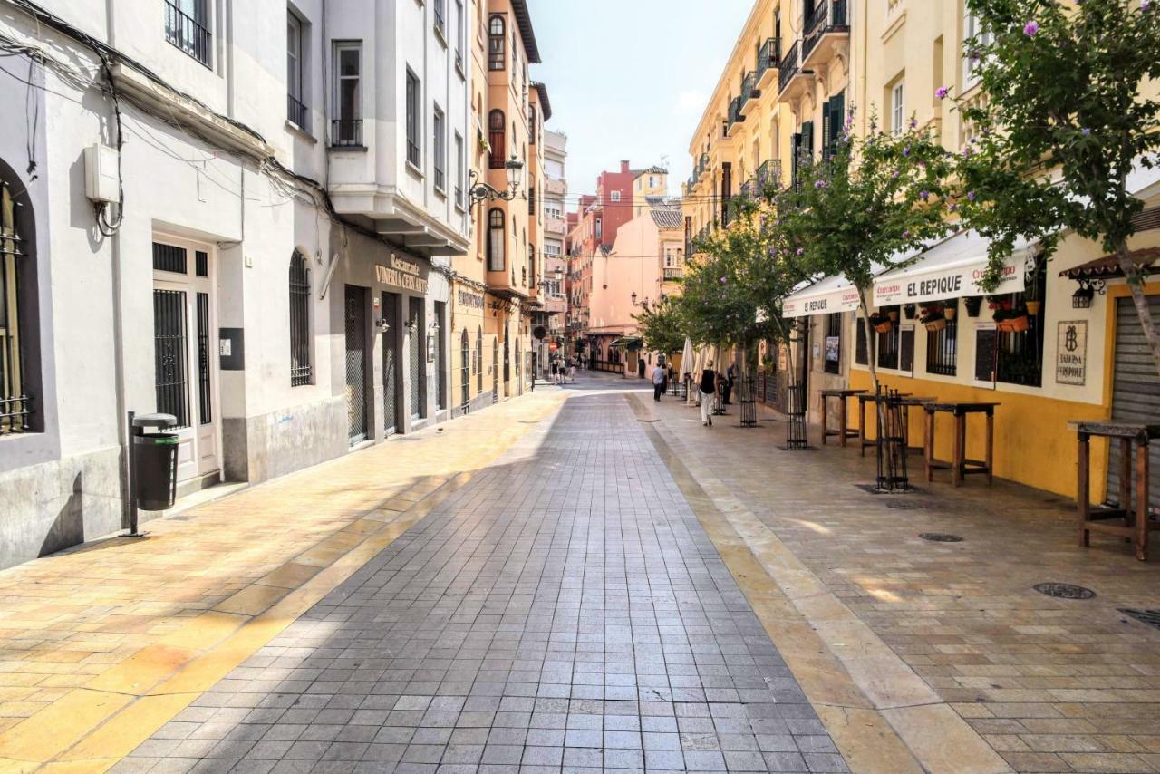 מאלגה Cozy Apartment City Center מראה חיצוני תמונה
