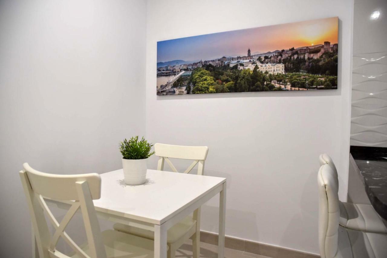 מאלגה Cozy Apartment City Center מראה חיצוני תמונה
