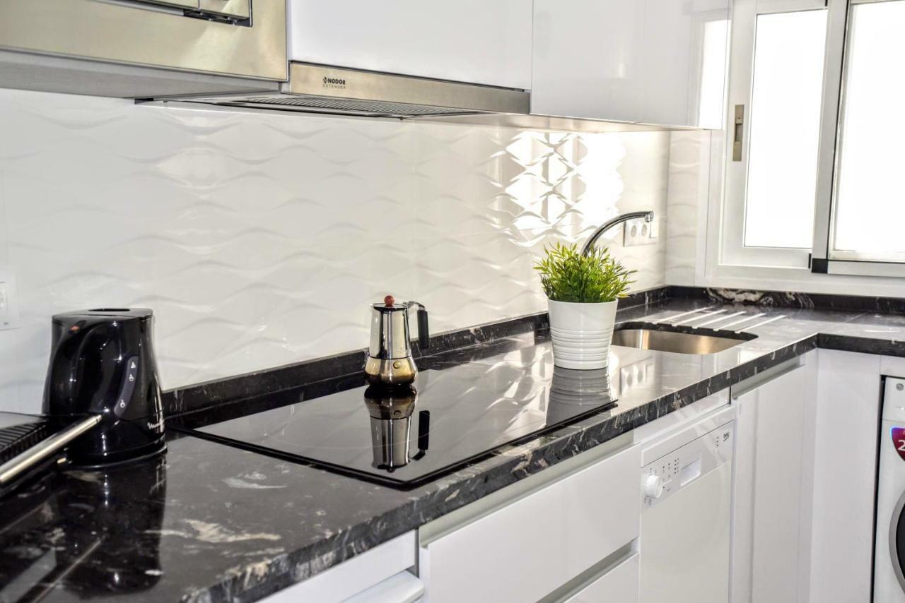 מאלגה Cozy Apartment City Center מראה חיצוני תמונה